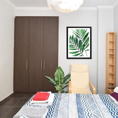 Modern Apartment In The Heart Of The City Lárissa Exterior foto