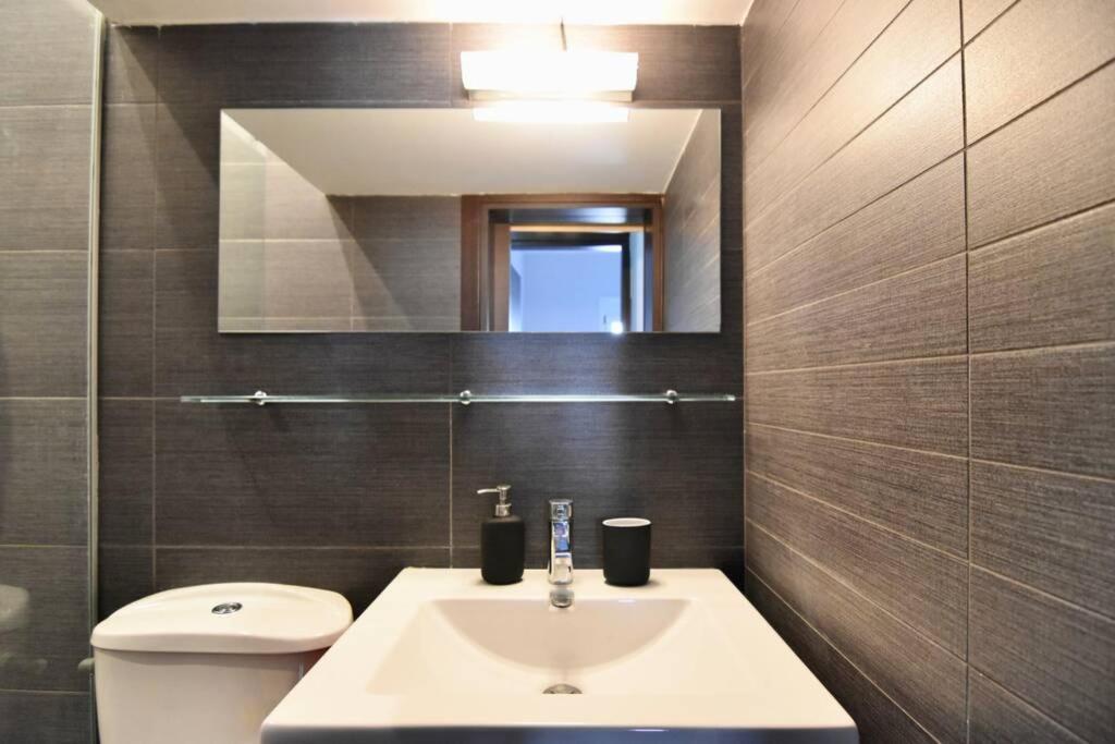 Modern Apartment In The Heart Of The City Lárissa Exterior foto